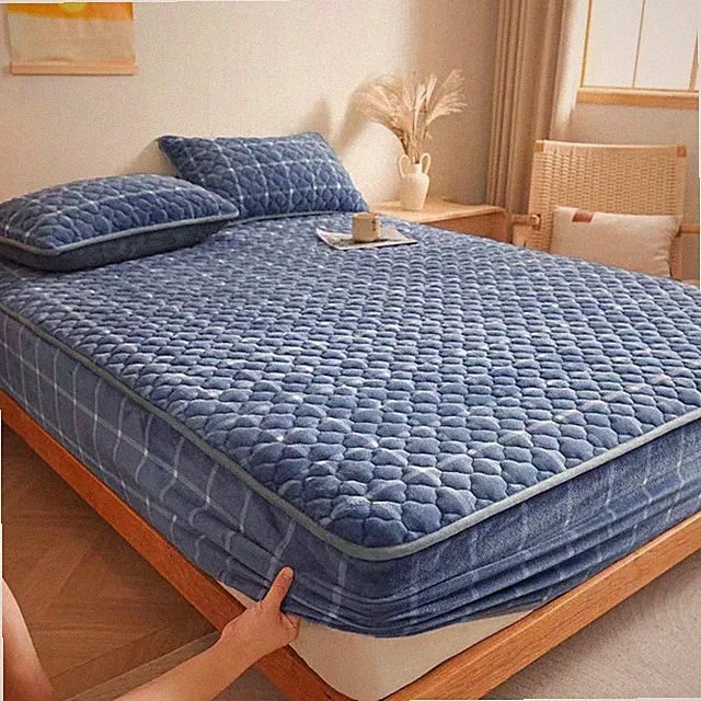 Soft Thicken Velvet Quilted Bed Pad Protector Cover Luxury Flannel MattressCover